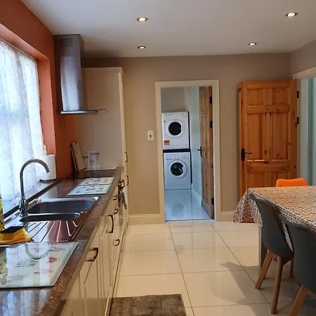 The Colony Townhouse * Dingle