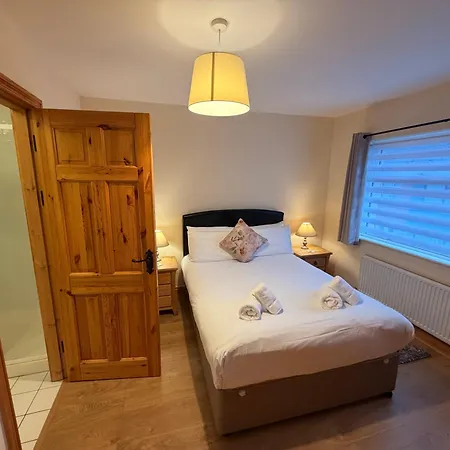 The Colony Townhouse ディングル